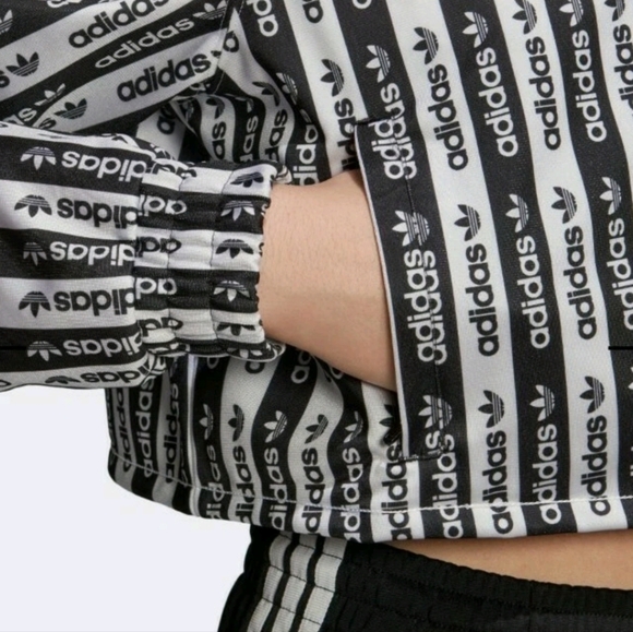 NWT Adidas Cropped Zip Up Track Jacket Top Black & White Striped Logo Boxy LG - Picture 5 of 16